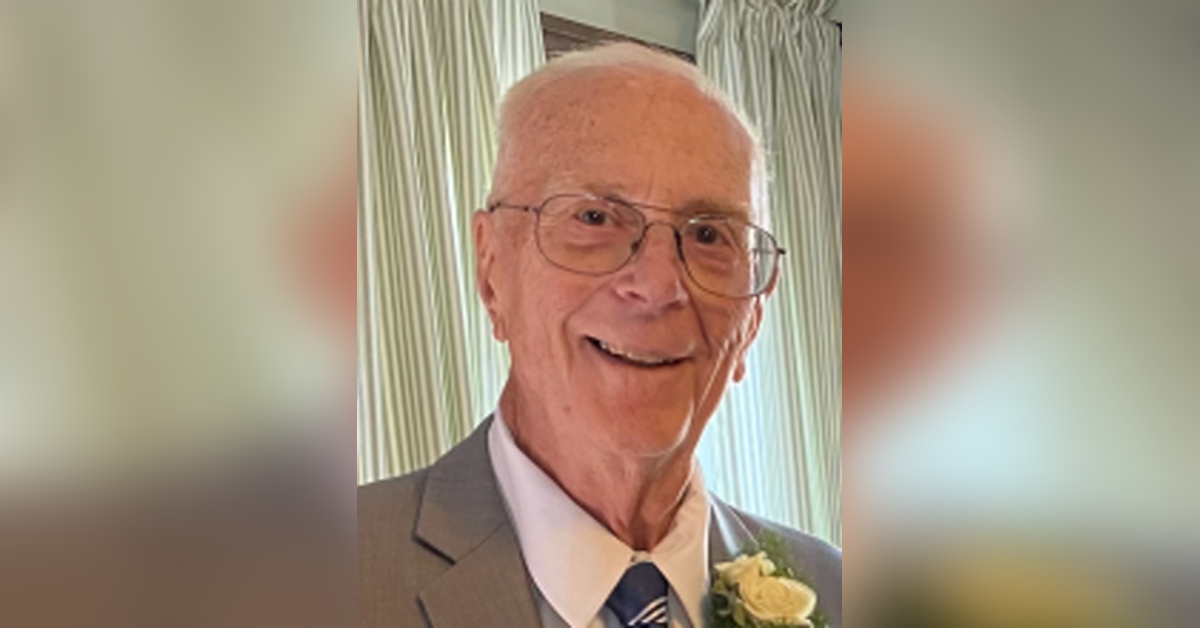 Obituary information for Thomas E. Holland