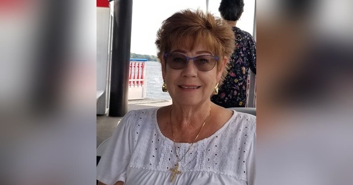 Obituary information for Holly Lott