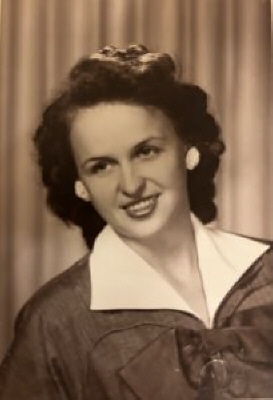Photo of Peggy Telschow
