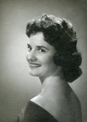 Photo of Mary Ann Rizzo