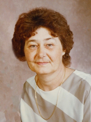 Photo of Ruth Tokarek