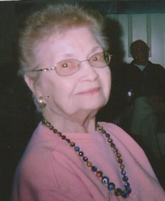Photo of Lottie Pettigrew