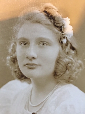 Photo of Gladys Dirnberger