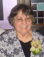 Photo of Doris Lescak