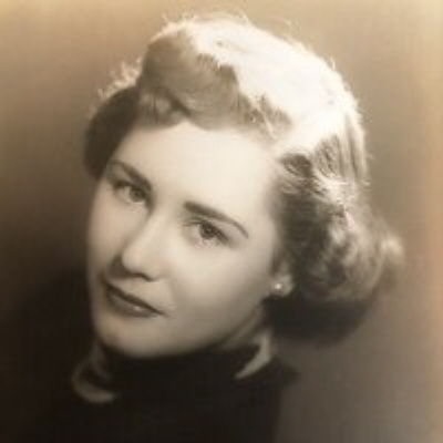 Photo of Lillian Dickinson