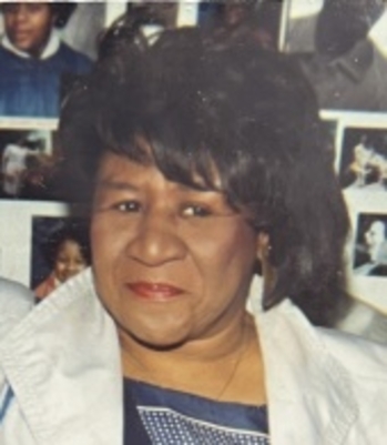 Photo of Bessie Warren
