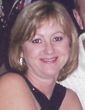 Photo of Lisa Robertson