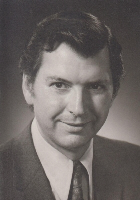 Photo of Kenneth Learmont