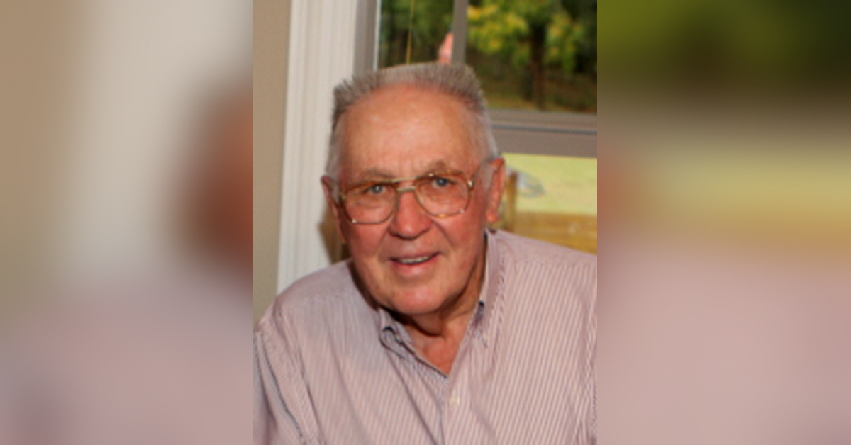 Obituary information for Victor Rowe
