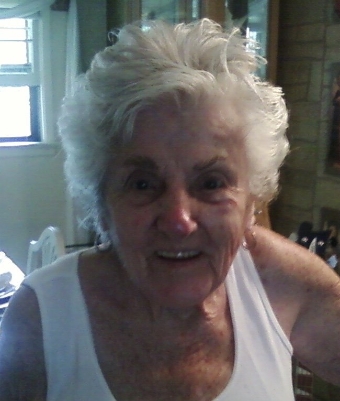 Ernestine Petras 27559723