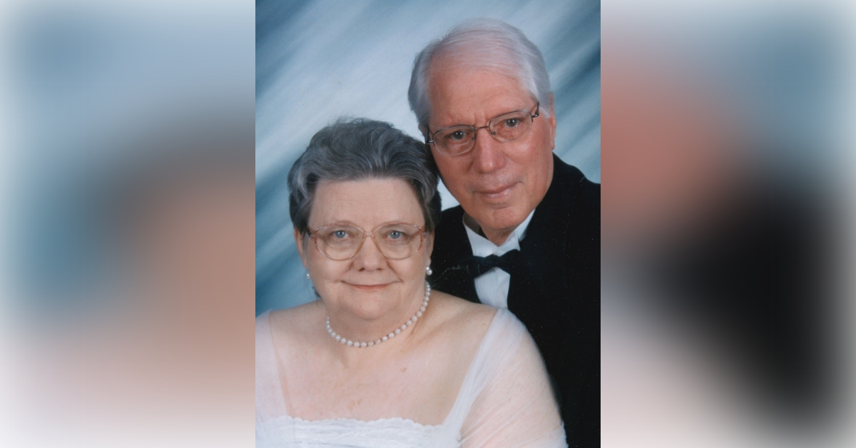 Obituary information for Joanne Loring Roark