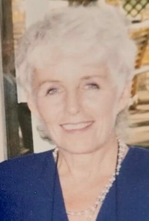 Photo of Lillian Hennessy