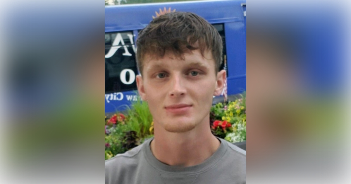 Obituary information for Devlin Xavier Roberts