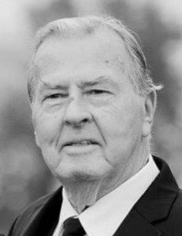 Dr. Neil Roger Thomford 2023 Walker Funeral Homes OH