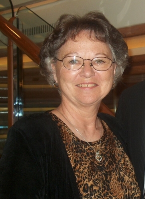 Photo of Patricia DeVries