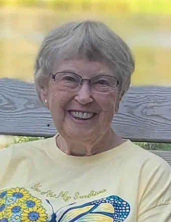 Joan V. Holdmann 28138858