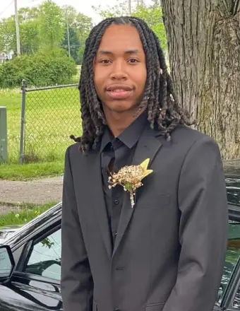 Ryan Charles Clemons 28294231