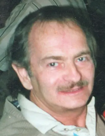 Thomas "Tom" E. Jennings 28307090