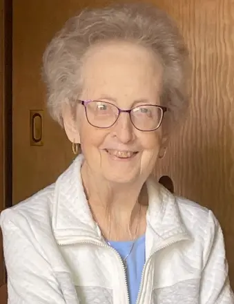 Elizabeth "Betsy" Casscells 28375809