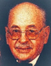 Photo of Kenneth Lyon