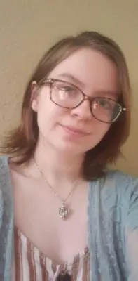 Emily Lorraine Andrews 28544983