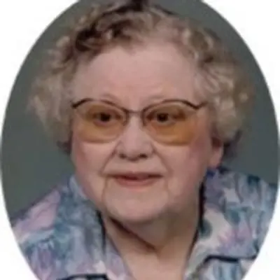 Mrs. Beatrice - Larson 28584069
