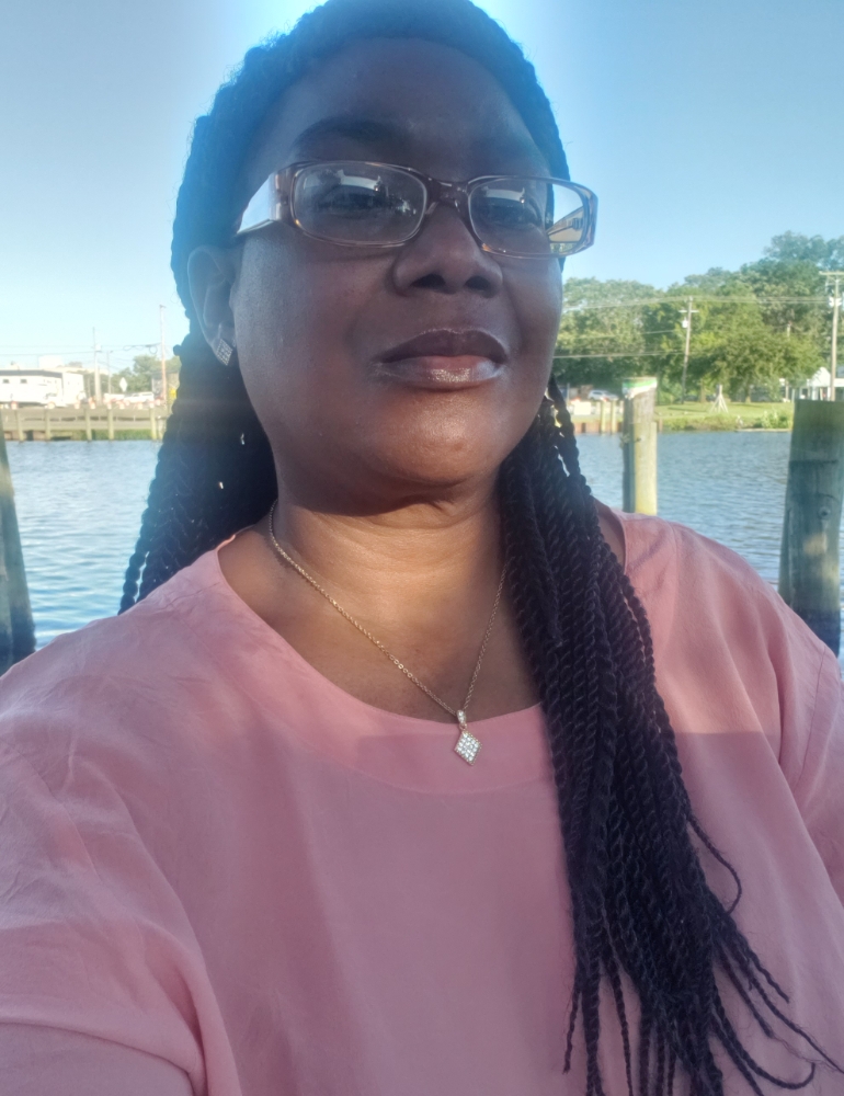 Angela Wynise TraderDaniels 2023 Holloway Funeral Home