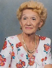 Photo of Lillian Nezelek