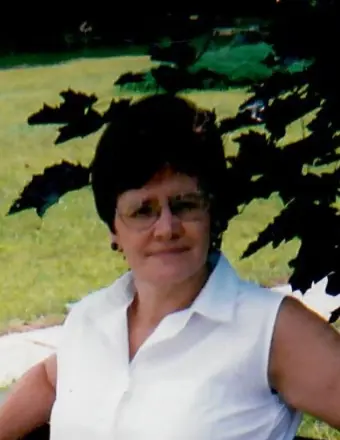 Sandra LaCaze 28698688