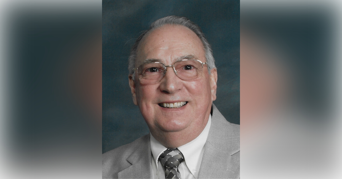 Obituary information for Dr Samuel E. Deets