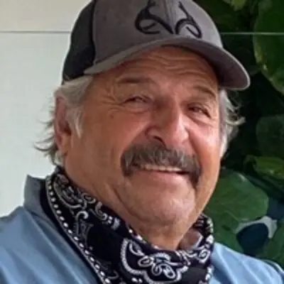 Juan Antonio Cantu 28795463