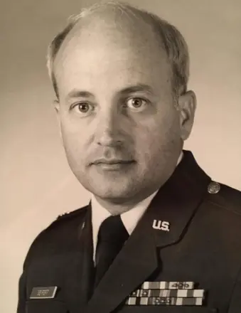 Lt. Col. Lee R. Seifert, Jr. (USAF, Ret.) 29085629