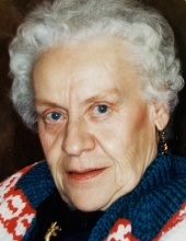 Photo of Helen Poppler