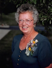 Elaine Tevelde