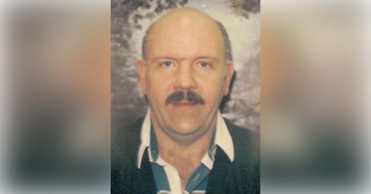 Obituary information for Russell Lloyd Clark