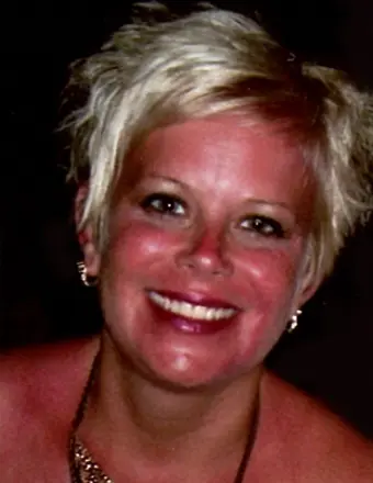 Kristen MacFarlane 29445259