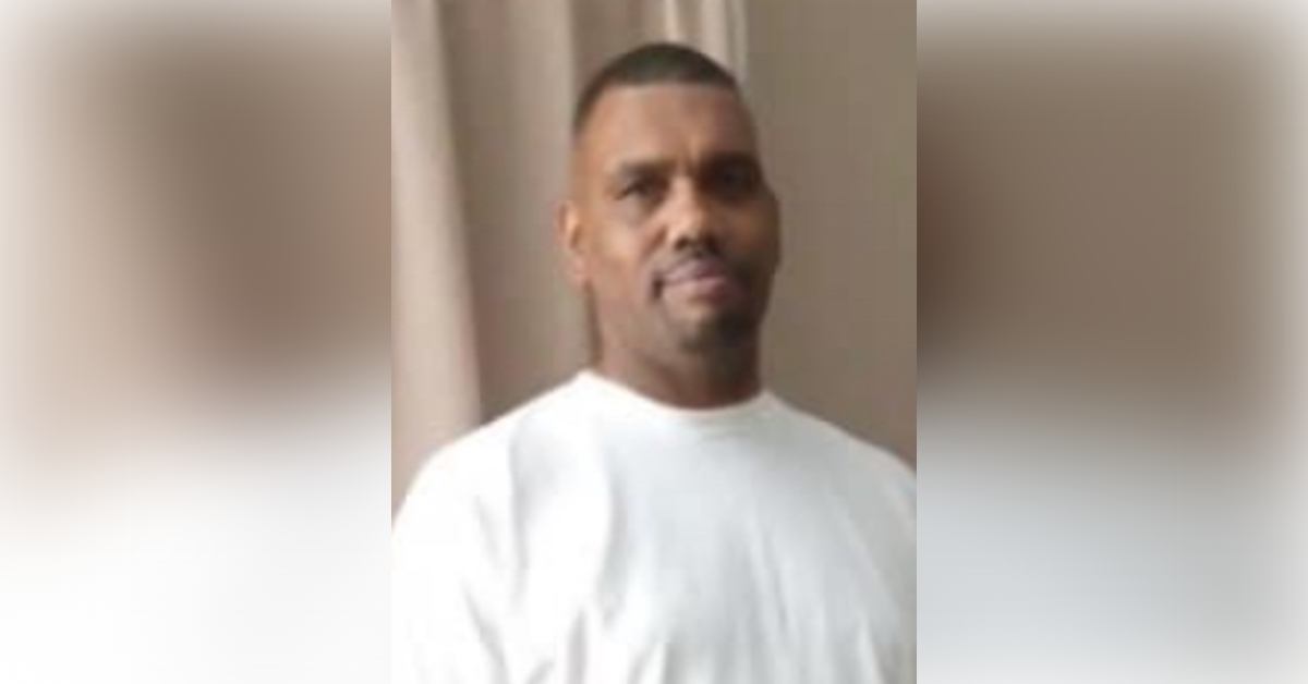 Obituary information for Darien L. Higgenbottom