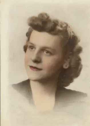 Helen Elizabeth Kormany 29842321