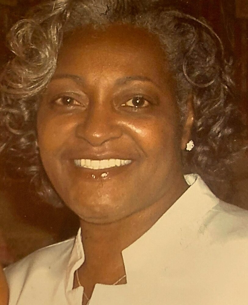 Renee Bronson 2023 CushnieHouston Funeral Home