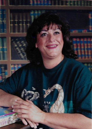 Photo of Lynnette Susich