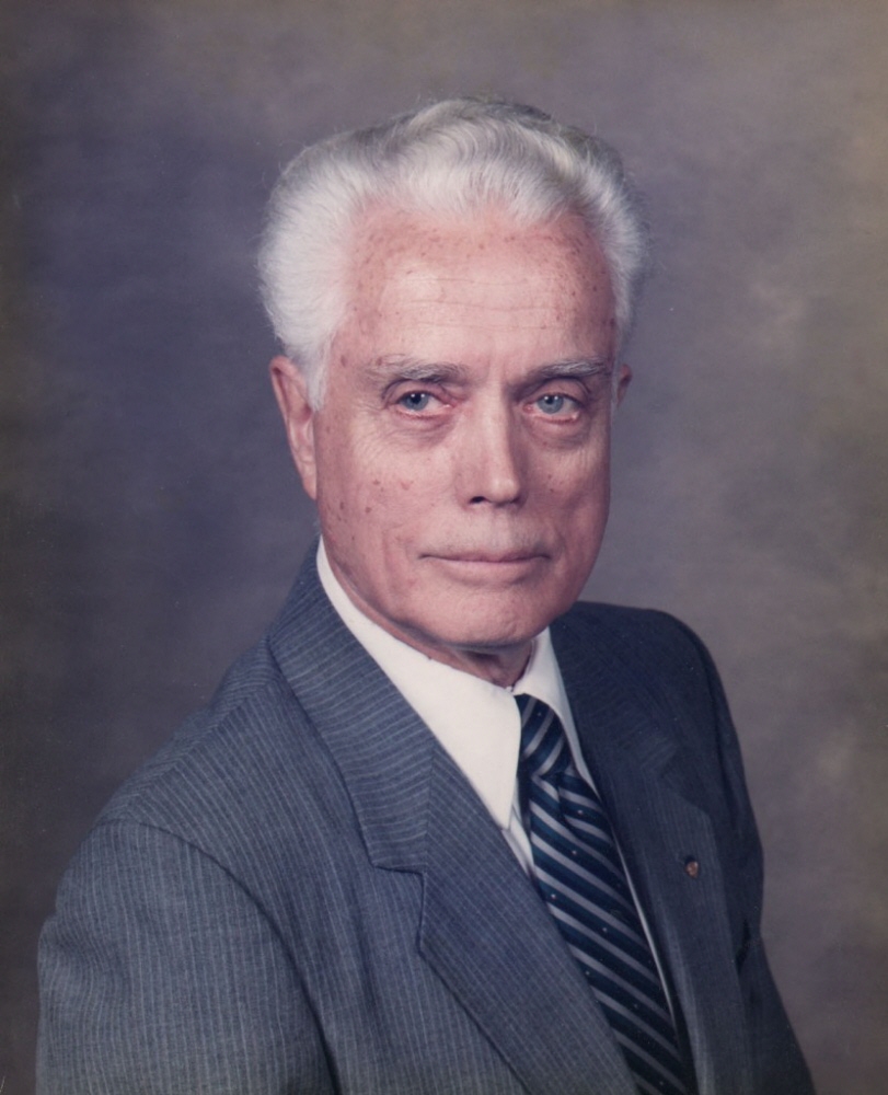 Aprender acerca 42+ imagen oakley graphic obituaries Abzlocal.mx