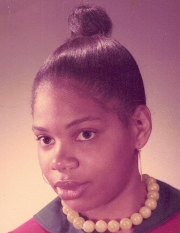 Belinda M. HilliardMcIntyre 2024 Carnie P Bragg Funeral Homes