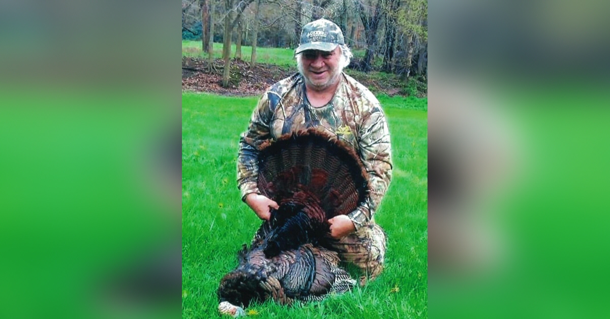 Obituary information for Douglas Holstine