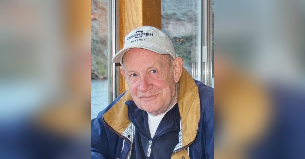 William J Schroeder Obituary Visitation & Funeral Information