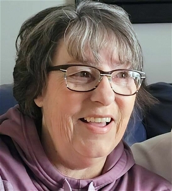 Photo of Lois Gould