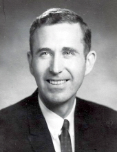 Photo of Rev. Dr. Lewis McMannen