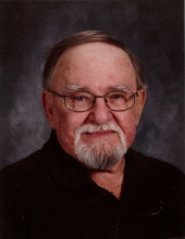 Photo of Donald Lewis