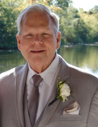 Howard Woodburn Milton Obituary