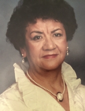 Photo of Laura Perez