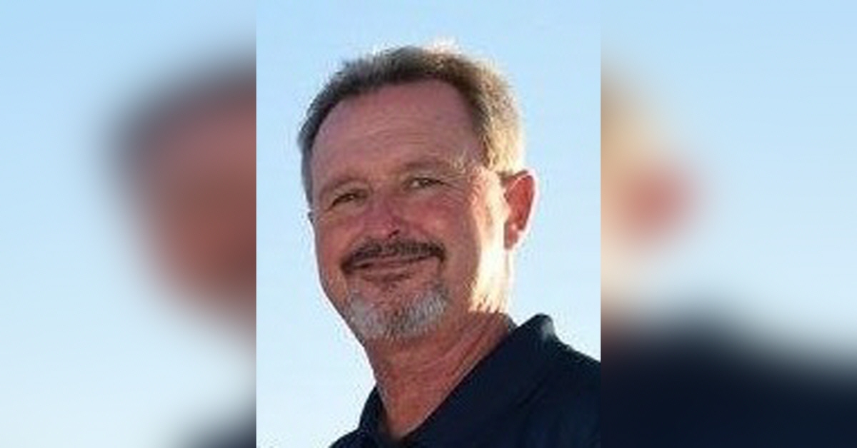 Michael "Mike" Wells Obituary Visitation & Funeral Information